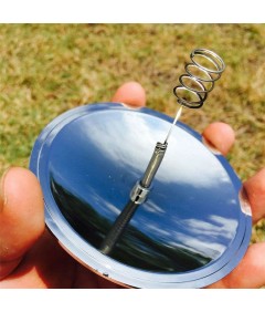 🔥 Zapalniczka solarna survivalowa – niezawodna na każdą wyprawę! 🌲