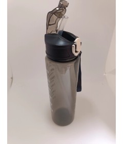 Butelka Sportowa 800 ml z Słomką i Miarką – Idealna na co dzień!