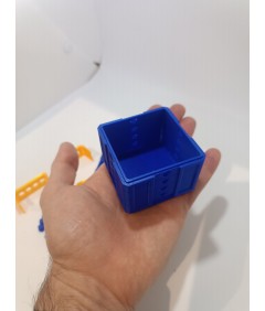 Pudełko prezentowe prank 3D niebiesko-złote unboxing 6×6×7,5 cm