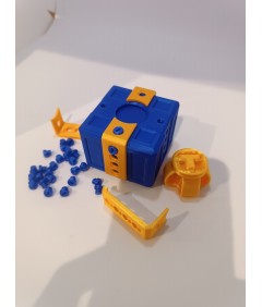Pudełko prezentowe prank 3D niebiesko-złote unboxing 6×6×7,5 cm