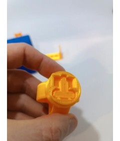 Pudełko prezentowe prank 3D 6×6×7,5 cm – niebiesko-złote unboxing