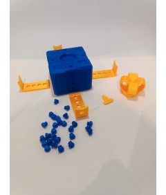 Pudełko prezentowe prank 3D 6×6×7,5 cm – niebiesko-złote unboxing